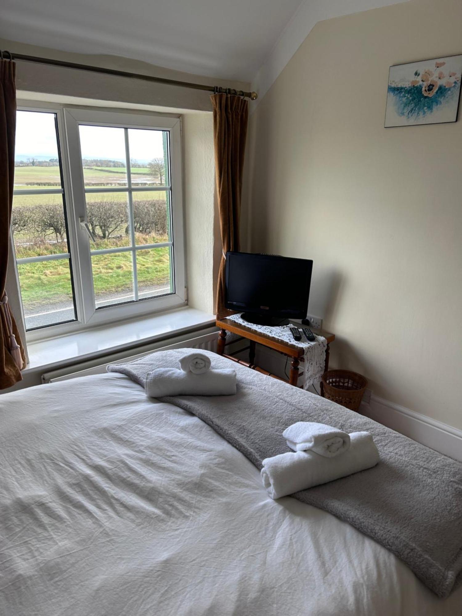 Lucy Cross Guest House Exterior foto